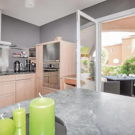 Holiday home Awesome In With Kitchen Villelongue-de-la-Salanque