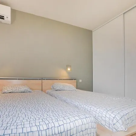 Holiday home Awesome In With Kitchen Villelongue-de-la-Salanque